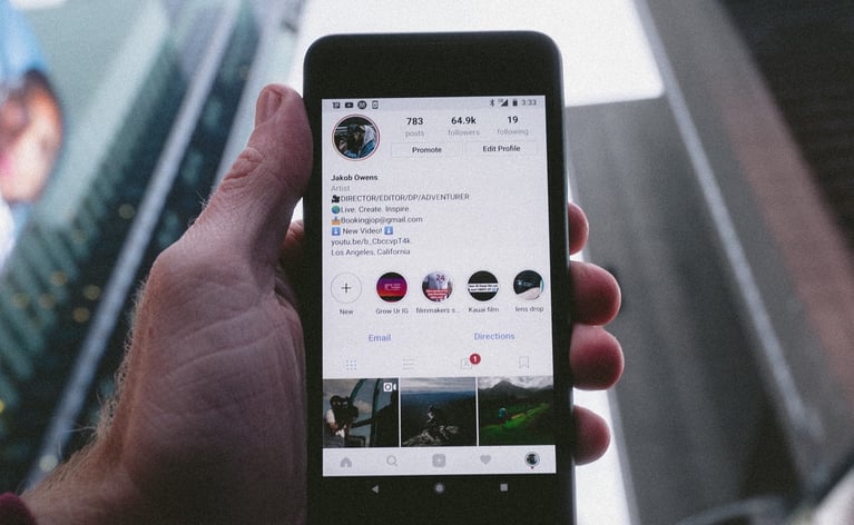 How to Engage Your Sphere of Influence with Instagram